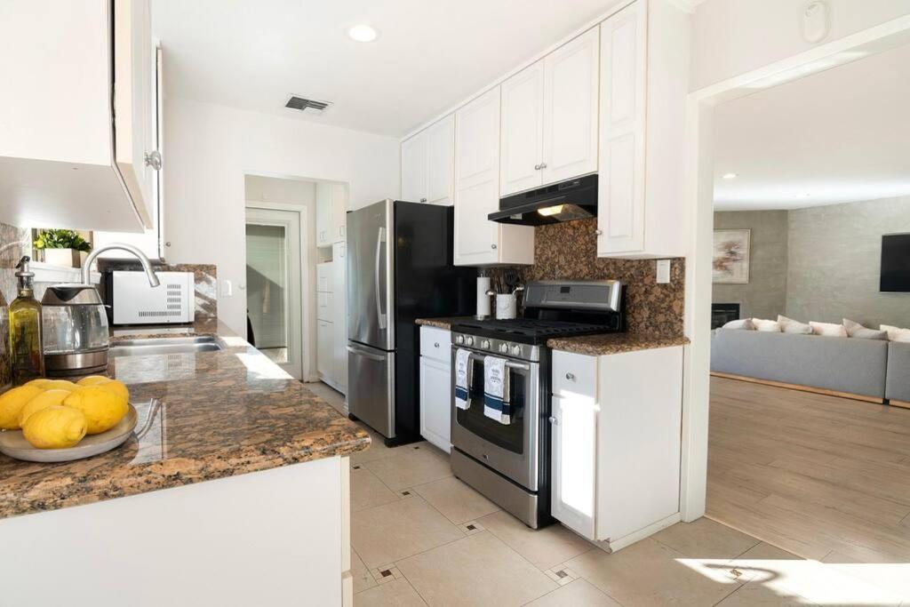 Large Home With Pool + Jacuzzi Los Angeles Exteriér fotografie