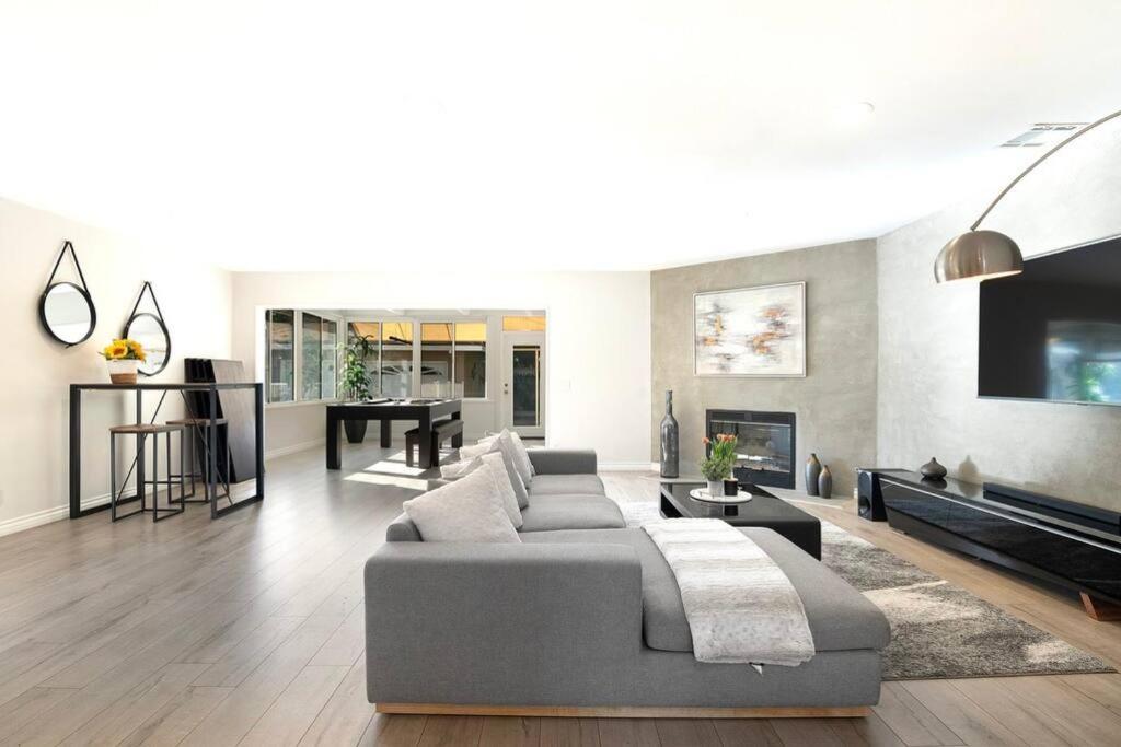 Large Home With Pool + Jacuzzi Los Angeles Exteriér fotografie