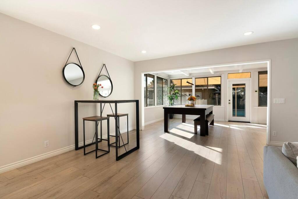 Large Home With Pool + Jacuzzi Los Angeles Exteriér fotografie